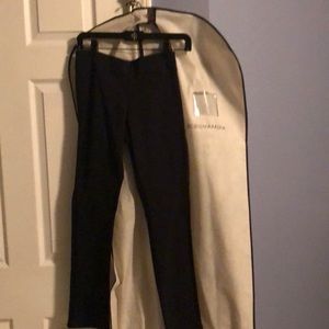 New BCBG Maxazria Black leggings w/intricate lace